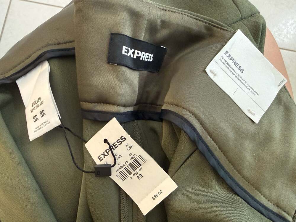 Express Super High Rise Wide Leg Tie Belt Pants Olive Green Size 8R NwT - Picture 4 of 5
